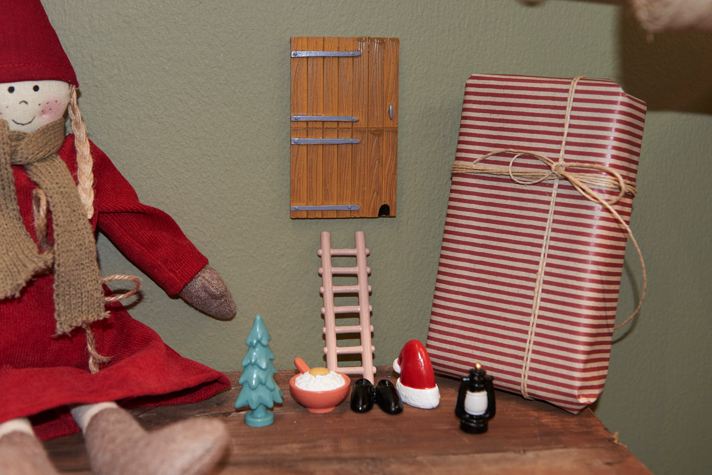 IBLAURSEN ELF DOOR