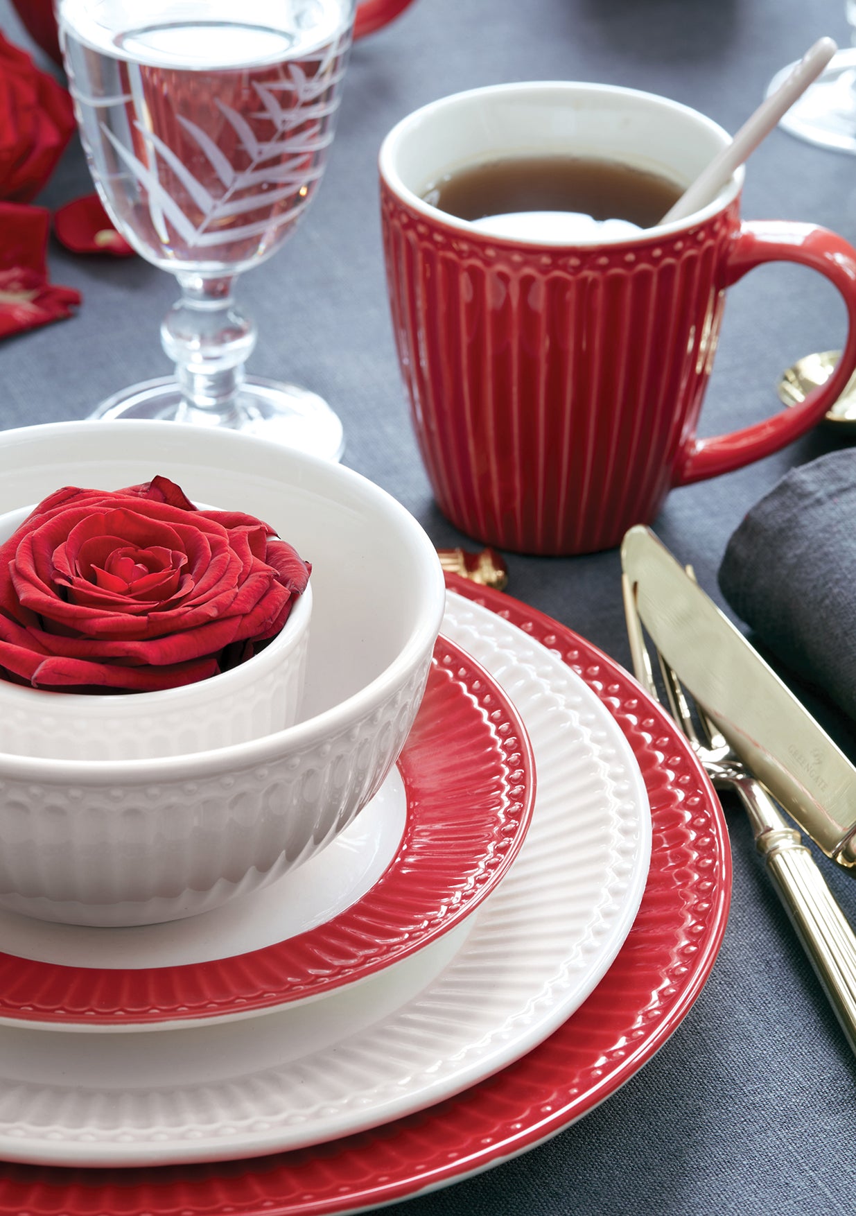 GREENGATE PLATE ALICE RED