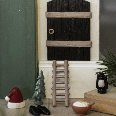 IBLAURSEN ELF DOOR