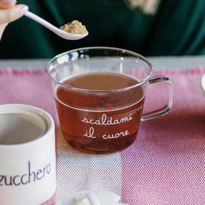 Tazza in vetro "scaldami il cuore"